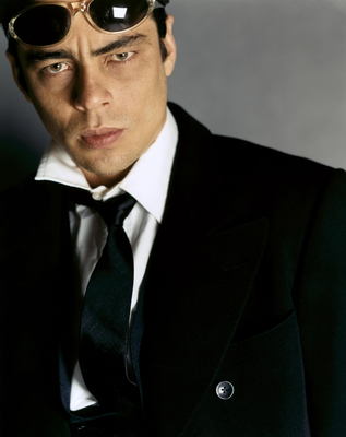 Benicio Del Toro posters