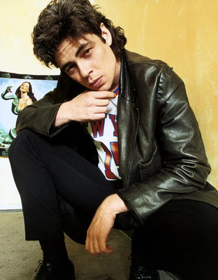 Benicio Del Toro posters