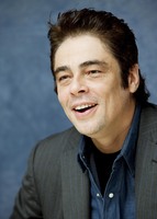 Benicio del Toro longsleeve t-shirt #2251174