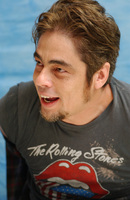Benicio del Toro longsleeve t-shirt #2404548