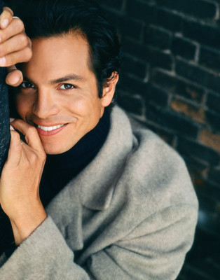 Benjamin Bratt posters