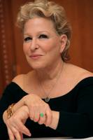 Bette Midler magic mug #G680368
