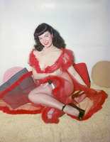 Bettie Page Longsleeve T-shirt #2606933