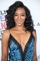 Betty Gabriel magic mug #G1412340