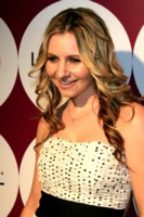 Beverley Mitchell magic mug #G226157