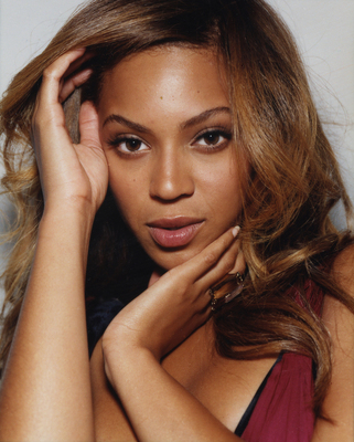 Beyonce Poster 2053033