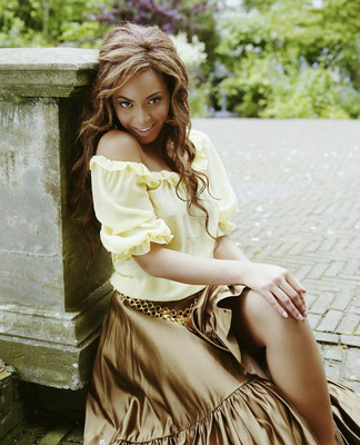 Beyonce Poster 2053063
