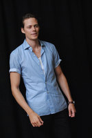 Bill Skarsgard longsleeve t-shirt #2747238