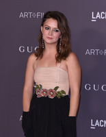 Billie Lourd Sweatshirt #2832223