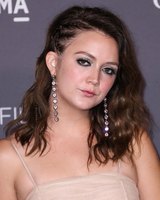 Billie Lourd Sweatshirt #2832406