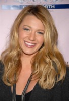 Blake Lively Longsleeve T-shirt #1511667