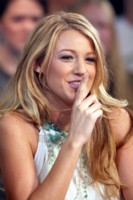 Blake Lively magic mug #G260174