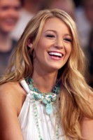 Blake Lively Longsleeve T-shirt #1512573