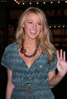 Blake Lively Longsleeve T-shirt #1512583
