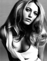 Blake Lively Longsleeve T-shirt #1515663