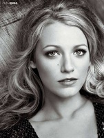 Blake Lively Longsleeve T-shirt #1923350