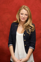 Blake Lively Longsleeve T-shirt #2234617