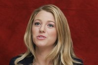 Blake Lively Longsleeve T-shirt #2319349