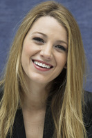 Blake Lively Longsleeve T-shirt #2319350