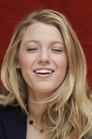 Blake Lively Longsleeve T-shirt #2319391