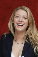Blake Lively Longsleeve T-shirt #2319418