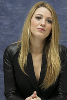 Blake Lively Longsleeve T-shirt #2319465