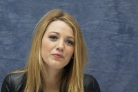 Blake Lively Longsleeve T-shirt #2319482