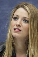Blake Lively Longsleeve T-shirt #2319559