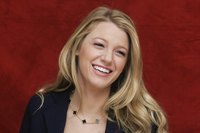 Blake Lively Longsleeve T-shirt #2319562