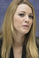 Blake Lively Longsleeve T-shirt #2319566