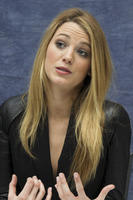 Blake Lively Longsleeve T-shirt #2319594