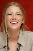 Blake Lively Longsleeve T-shirt #2319602