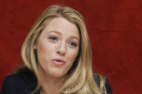 Blake Lively Longsleeve T-shirt #2319644