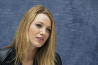 Blake Lively Longsleeve T-shirt #2319659
