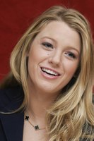 Blake Lively Longsleeve T-shirt #2319726