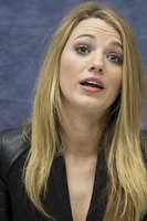 Blake Lively Longsleeve T-shirt #2319778