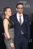 Blake Lively magic mug #G1472402