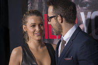 Blake Lively magic mug #G1472567