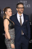 Blake Lively magic mug #G1472580