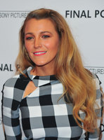 Blake Lively Longsleeve T-shirt #3230490