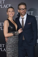 Blake Lively Longsleeve T-shirt #3230526