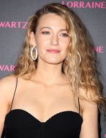 Blake Lively Longsleeve T-shirt #3230615