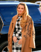 Blake Lively Longsleeve T-shirt #3268267