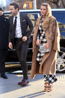 Blake Lively Longsleeve T-shirt #3268268