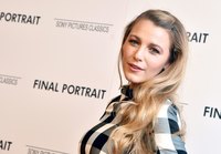 Blake Lively Longsleeve T-shirt #3268346