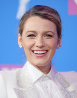 Blake Lively Longsleeve T-shirt #3718479