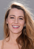 Blake Lively Longsleeve T-shirt #3718485