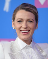 Blake Lively Longsleeve T-shirt #3718493