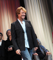 Bon Jovi Longsleeve T-shirt #2518317