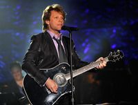 Bon Jovi Sweatshirt #2518320